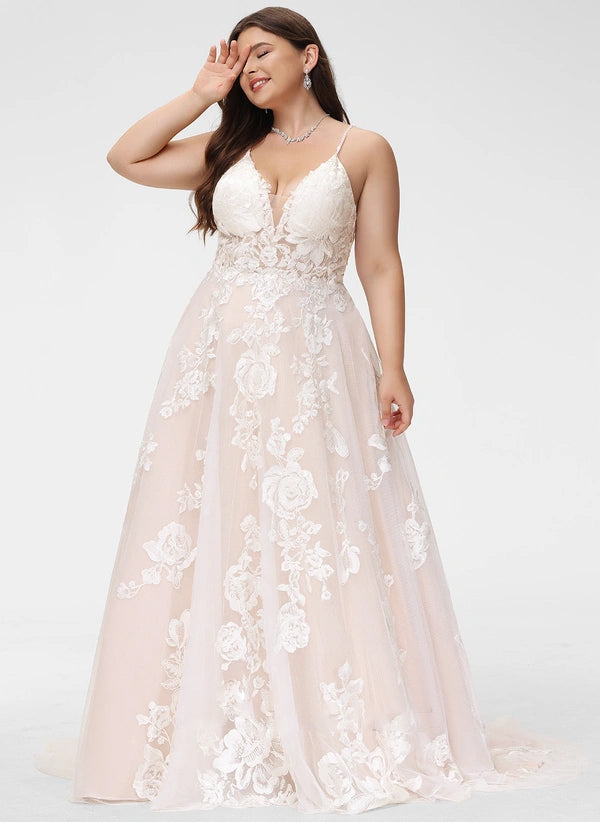 Ball-Gown/Princess V-Neck Court Train Lace Tulle Wedding Dress With Beading