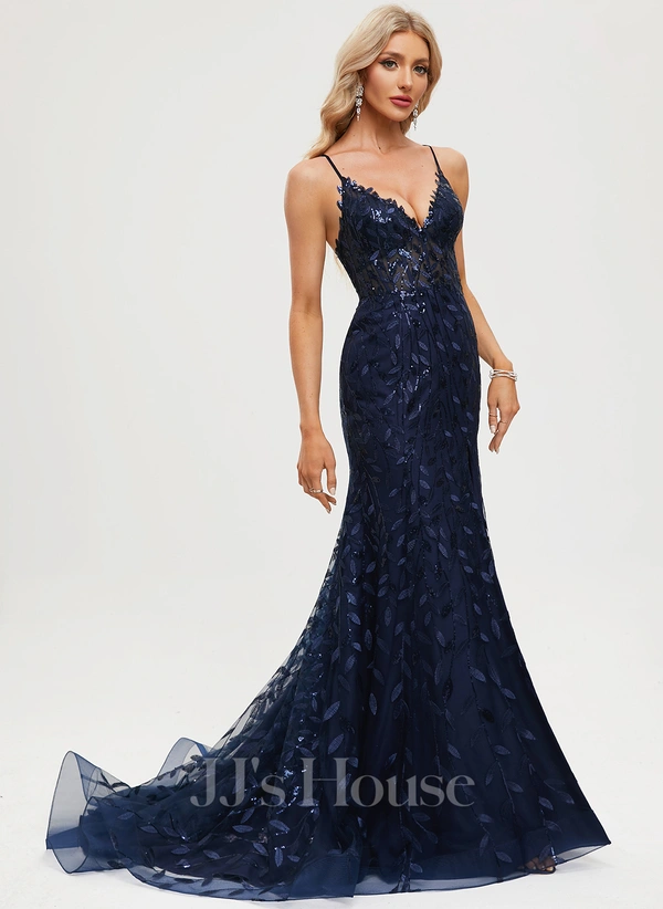 Trumpet/Mermaid V-Neck Sweep Train Lace Prom Dresses With Sequins
