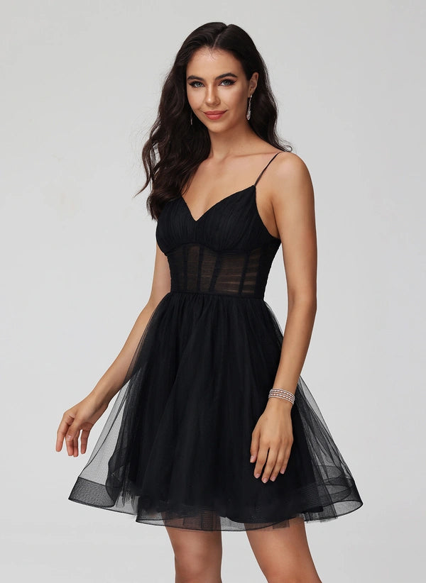 A-line V-Neck Short/Mini Tulle Homecoming Dress With Pleated
